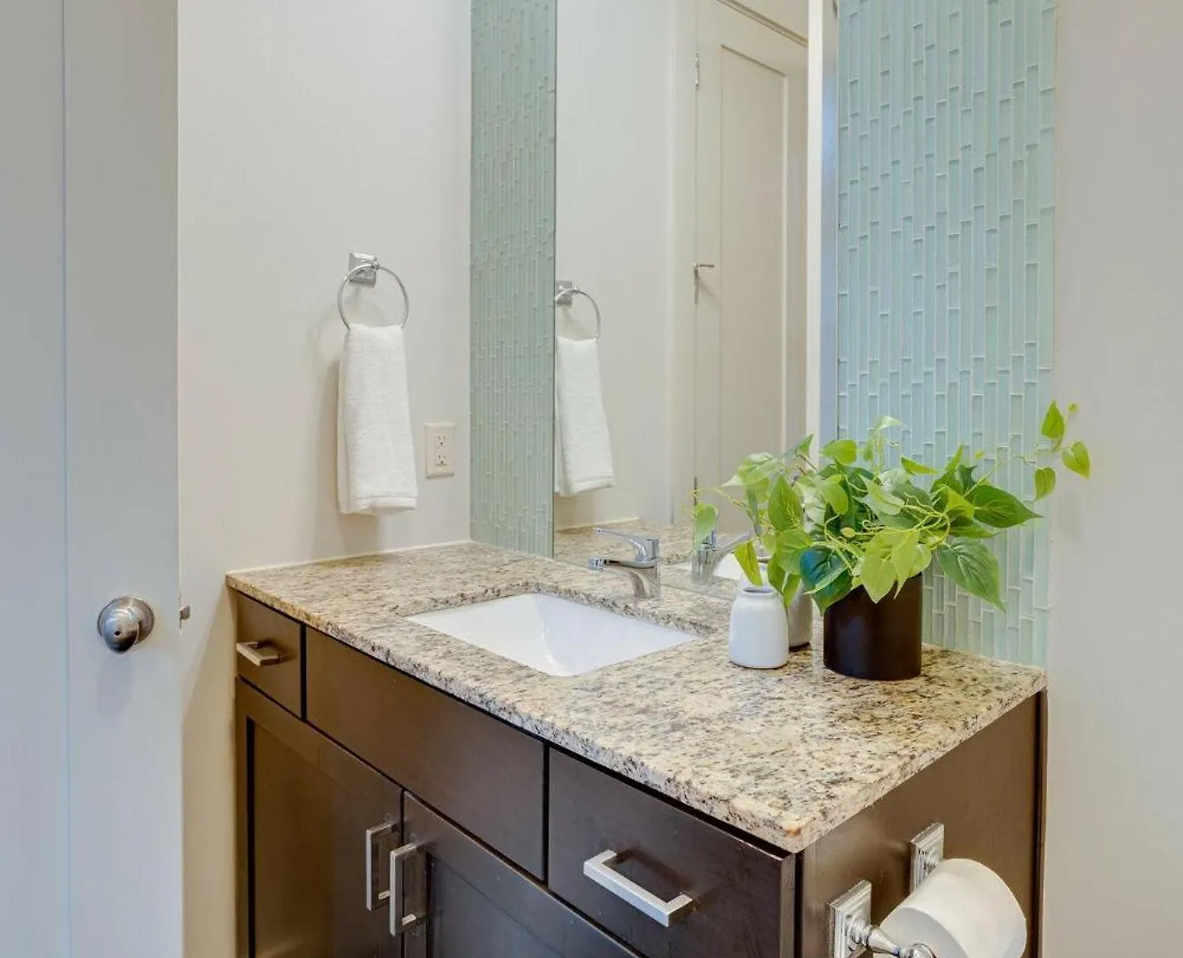 Holiday home Lofts At 30Th - Modern Escape - Mins To Broadway Villa Nashville United States